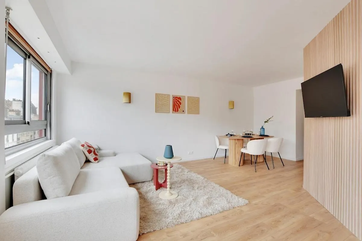 Eiffel Tower - Passy Apartment Paris France
