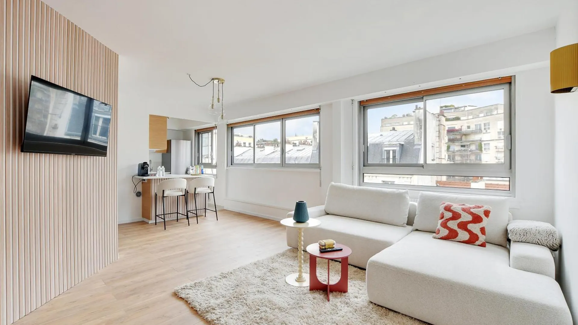 Eiffel Tower - Passy Apartment Paris France